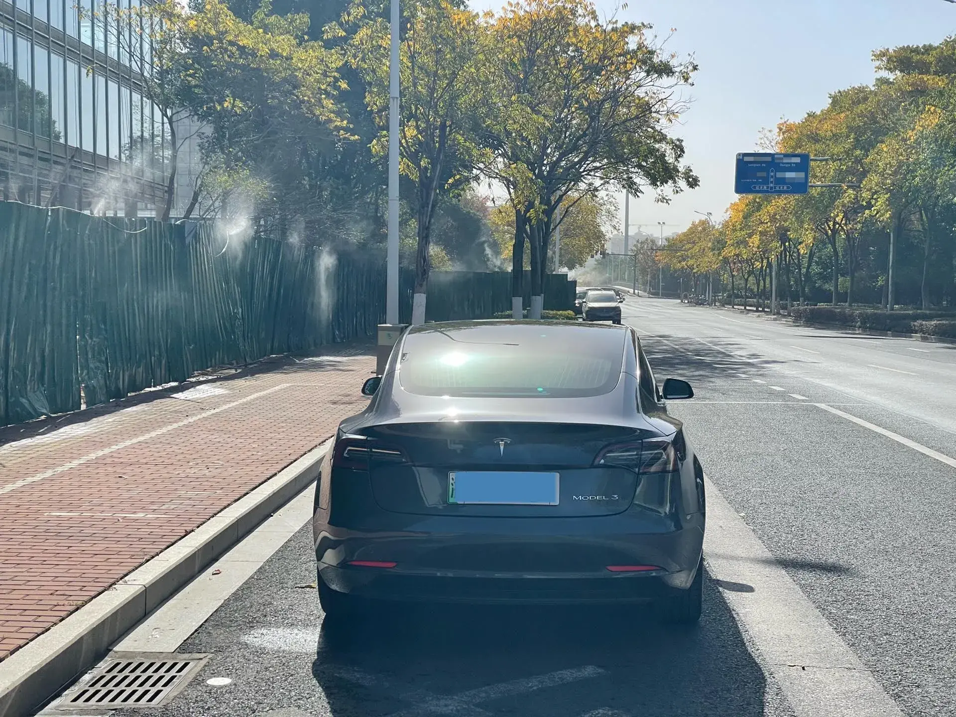 2019 TESLA MODEL thumbnail 3