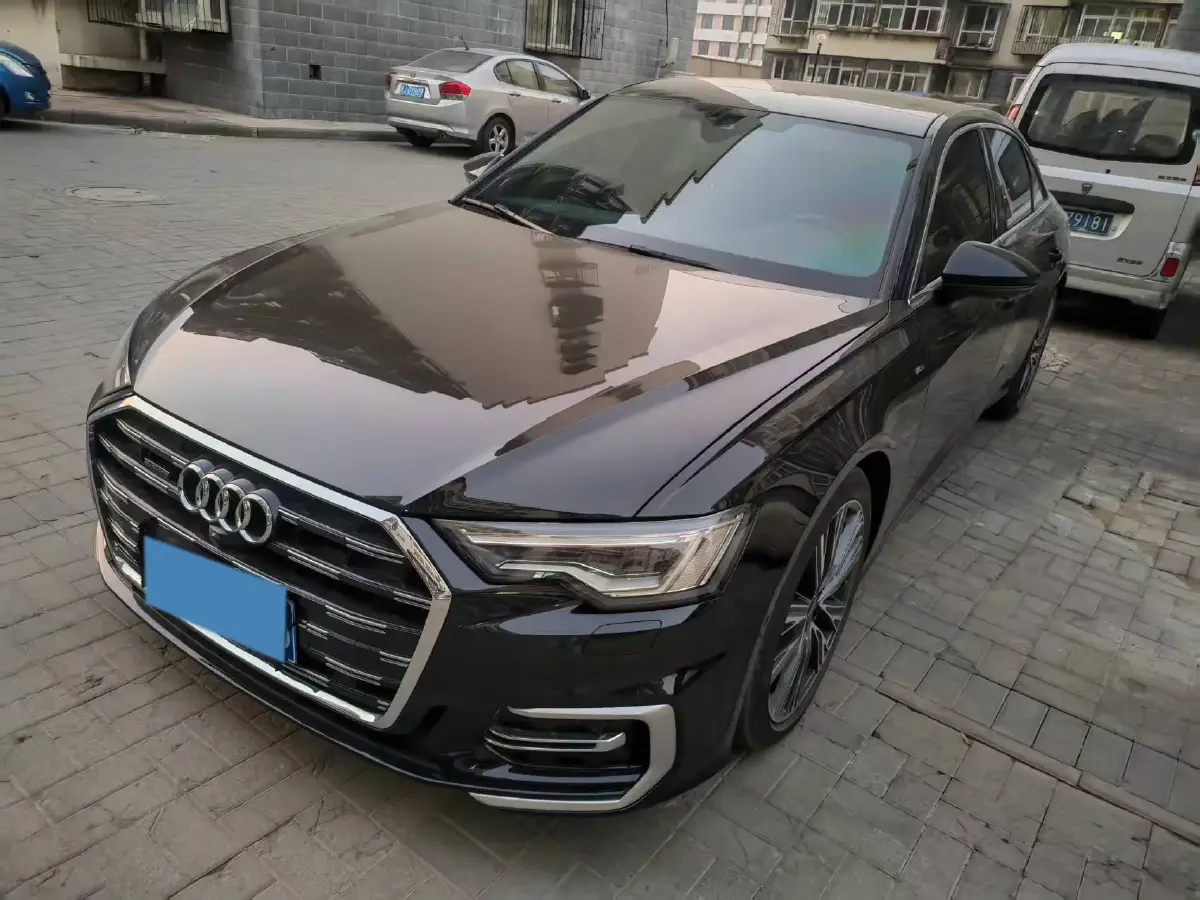 2024 Audi A6L 2.0T 245HP L4 7DCT