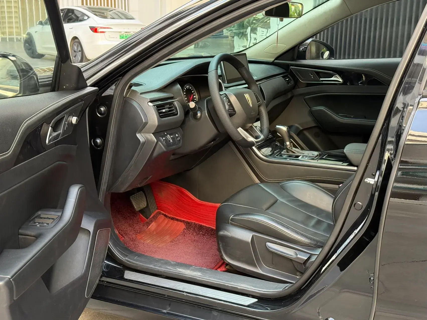 2019 HONGQI H5 thumbnail 4