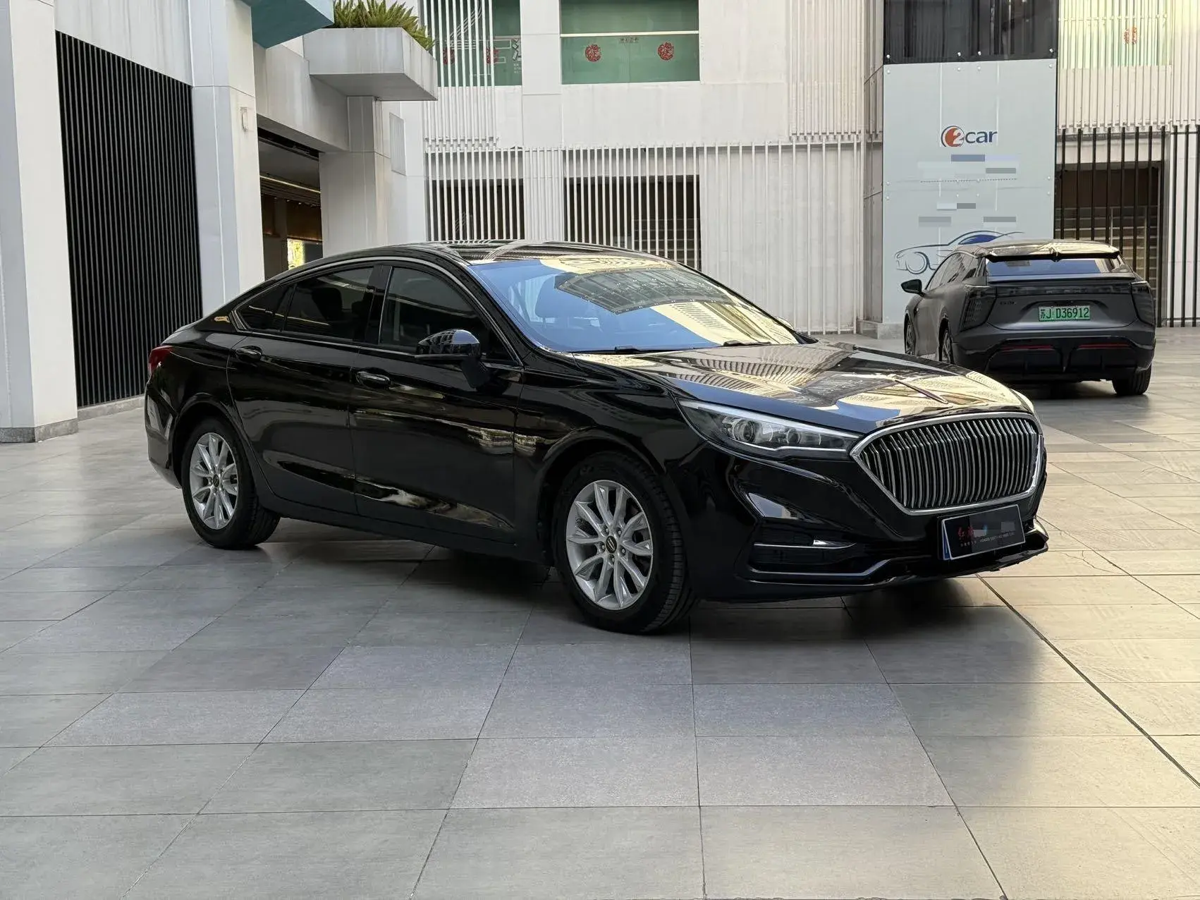 2019 HONGQI H5 thumbnail 3
