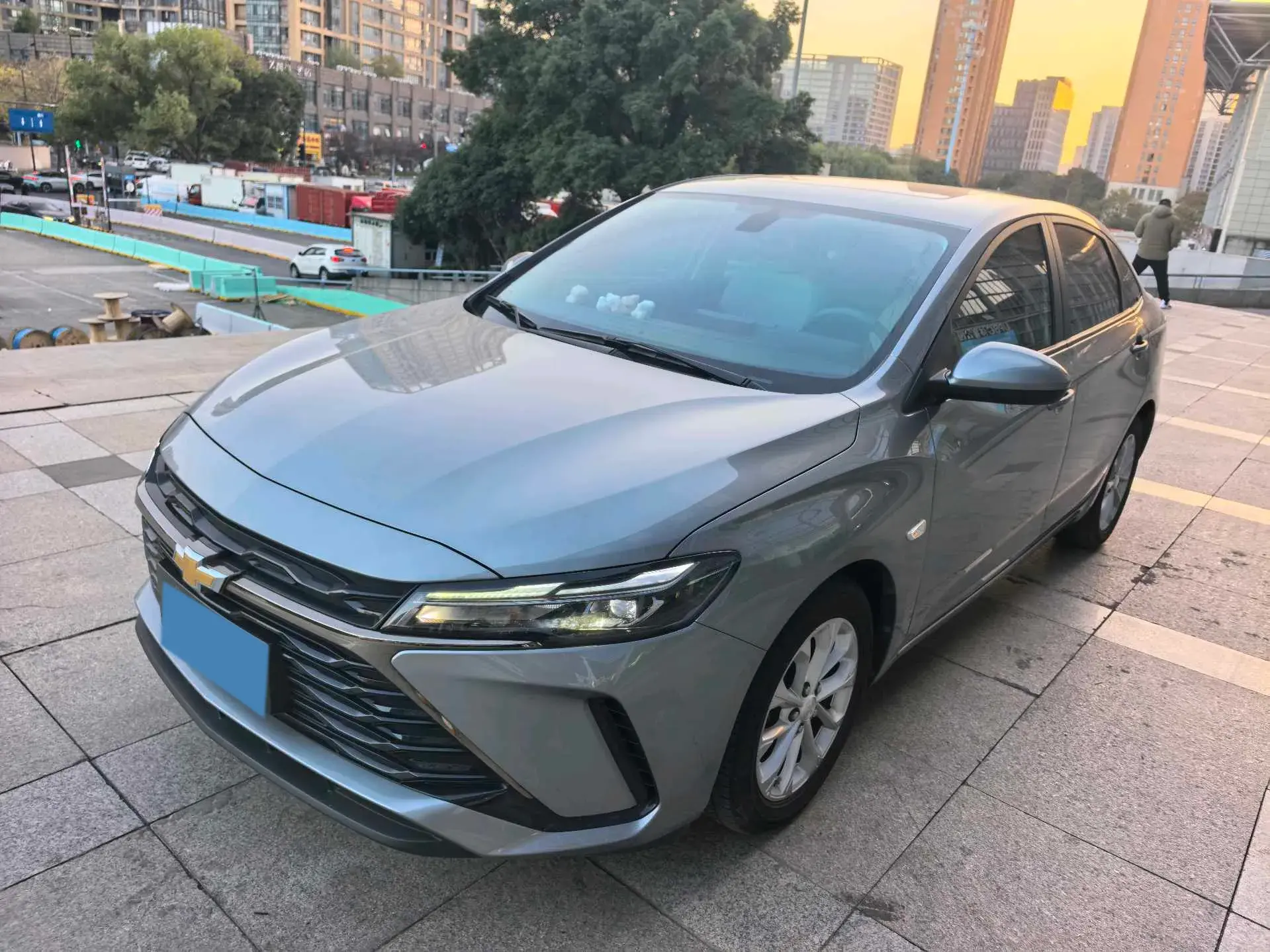 2023 CHEVROLET MONZA view 1