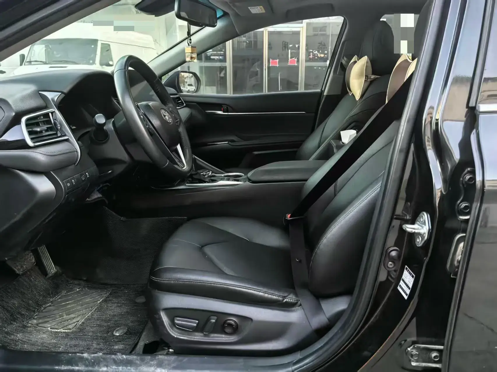 2021 TOYOTA CAMRY thumbnail 4