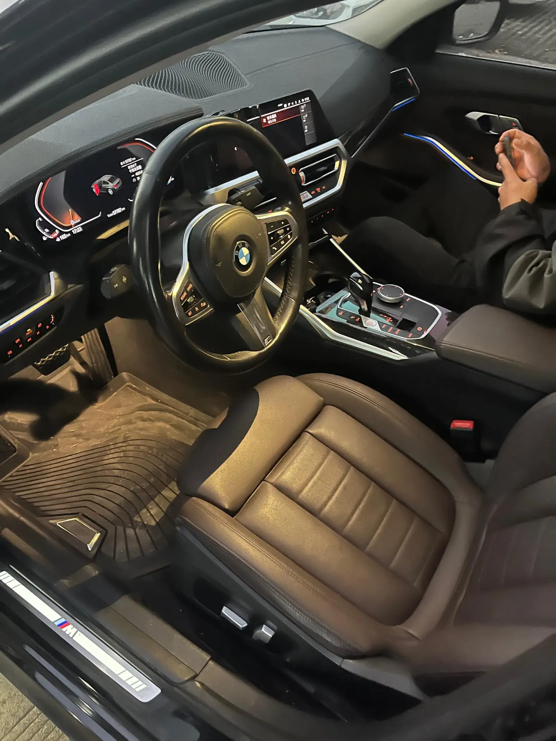 2021 BMW 3 thumbnail 4