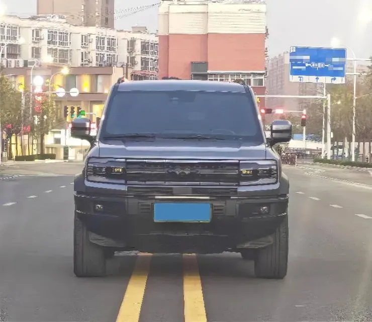 2023 FangChengBao Bao 5 1.5T 194HP L4 E-CVT PHEV 31.8KWH,autocango,china used car exporter,china ev exporter,chinese used car exporter,chinese used ev exporter