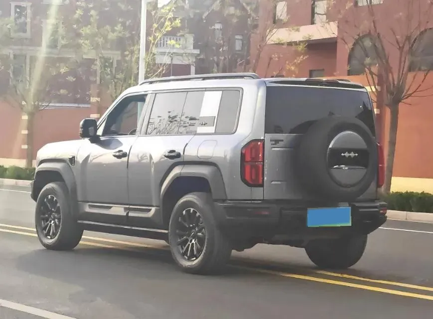 2023 FangChengBao Bao 5 1.5T 194HP L4 E-CVT PHEV 31.8KWH,autocango,china used car exporter,china ev exporter,chinese used car exporter,chinese used ev exporter