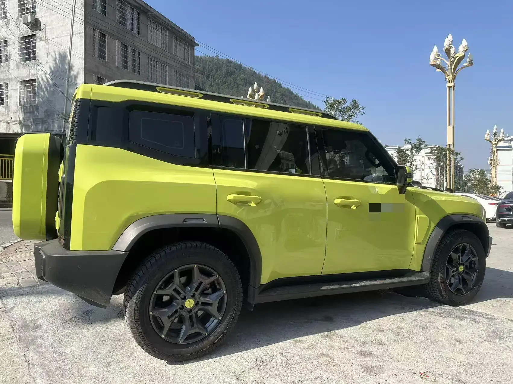 2023 JETOUR X70 thumbnail 3