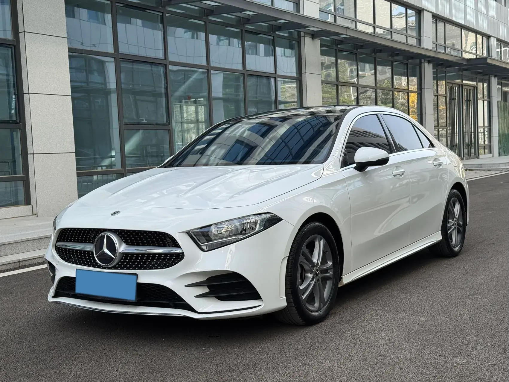 2022 MERCEDES-BENZ A view 1