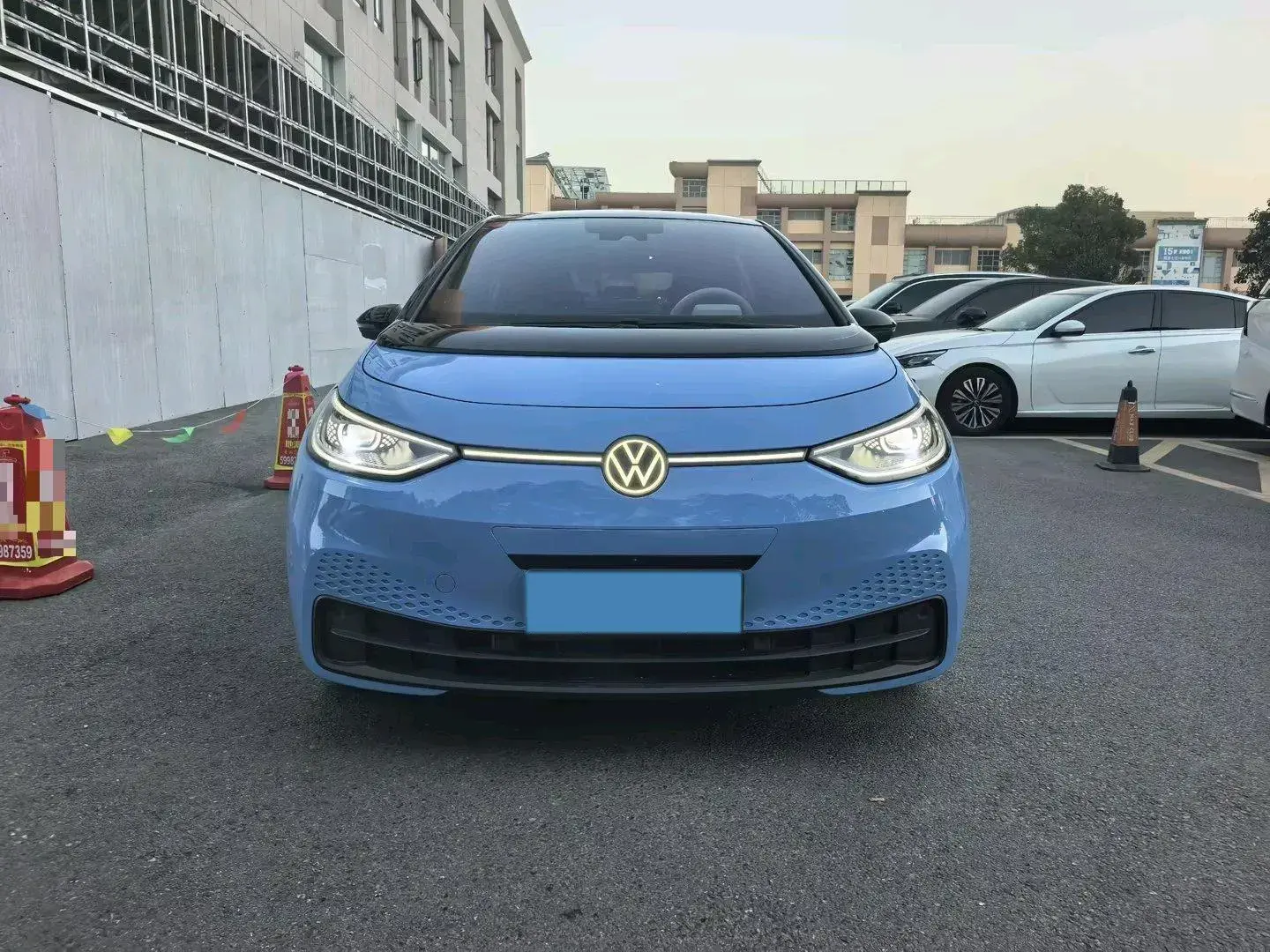 2025 VOLKSWAGEN ID.3 thumbnail 2