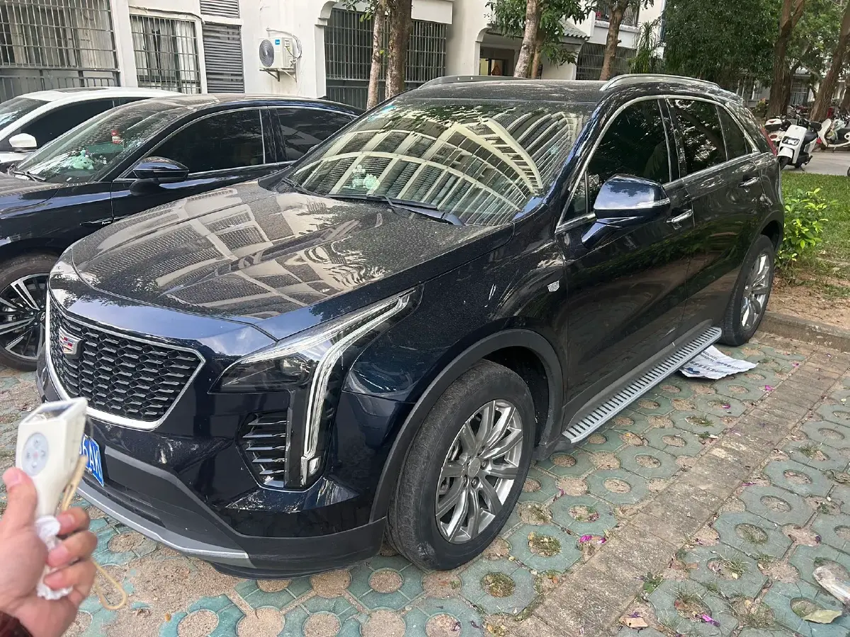 2020 Cadillac XT4 2.0T 241HP L4 9AT