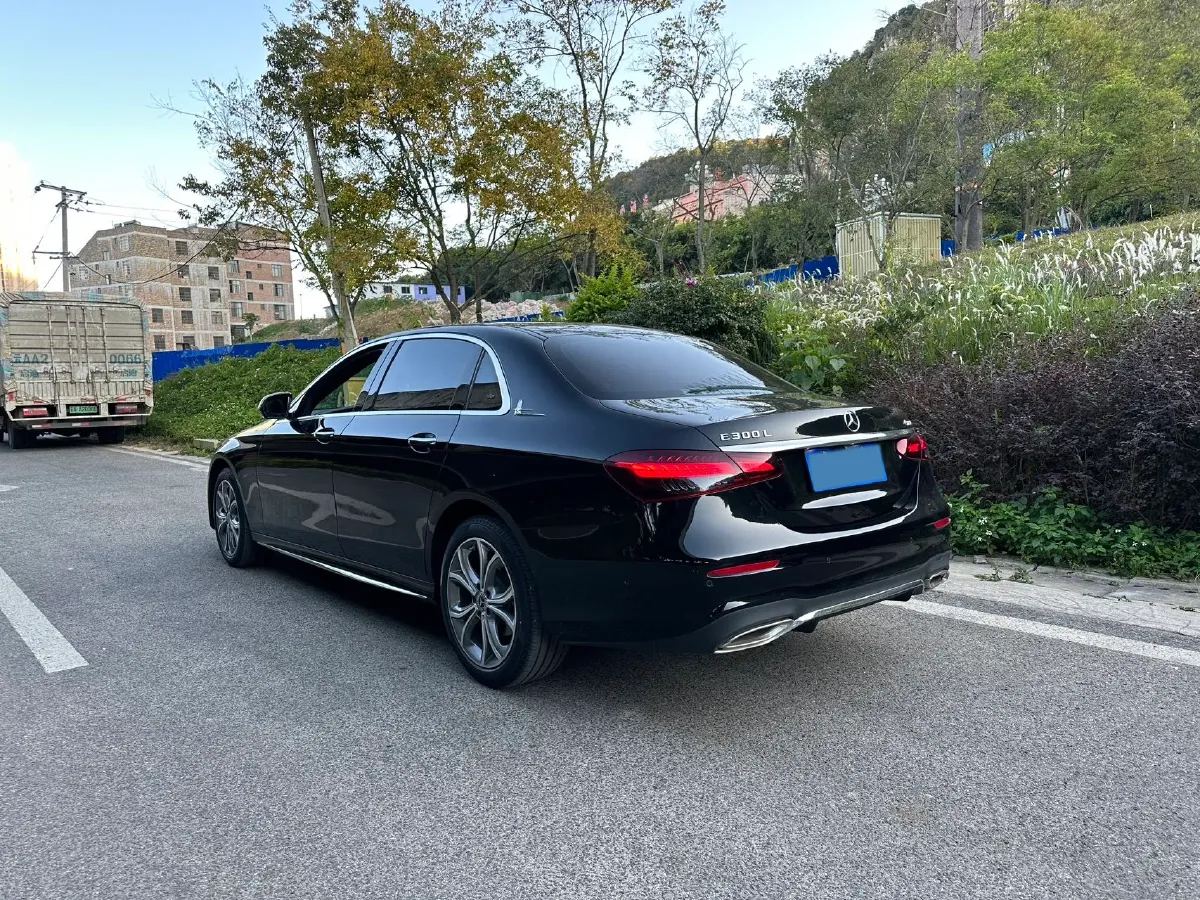 2021 Mercedes-Benz E Class 2.0T 258HP L4 9AT,autocango,china used car exporter,china ev exporter,chinese used car exporter,chinese used ev exporter