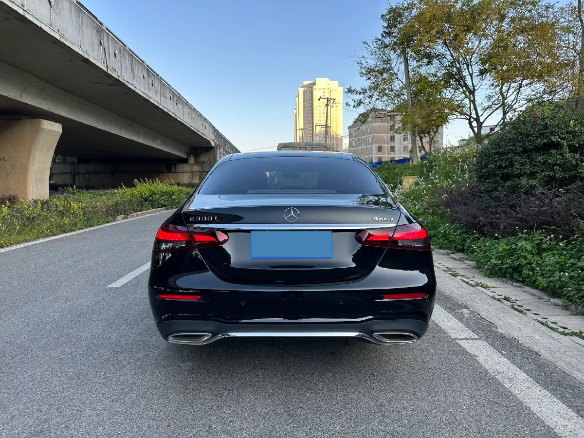 2021 Mercedes-Benz E Class 2.0T 258HP L4 9AT,autocango,china used car exporter,china ev exporter,chinese used car exporter,chinese used ev exporter