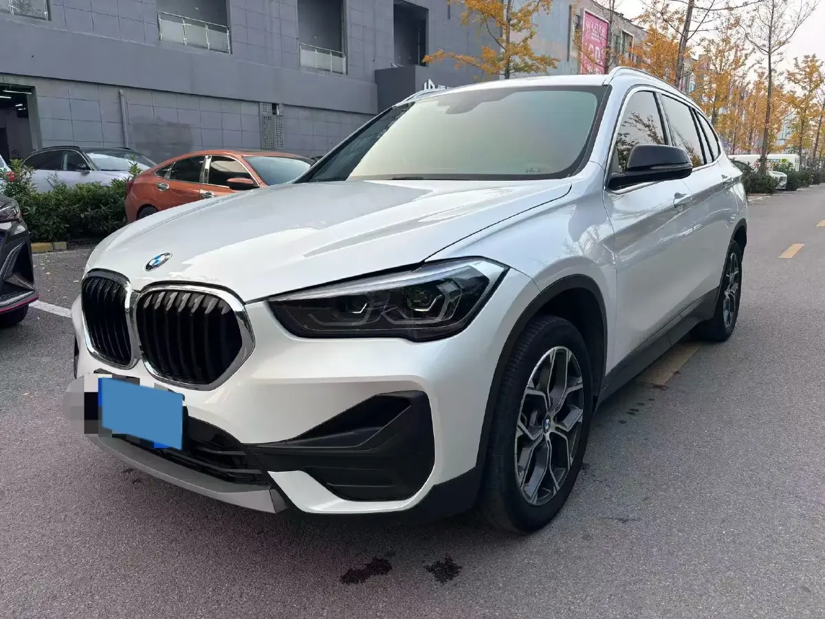 2022 BMW X1 2.0T 192HP L4 7DCT