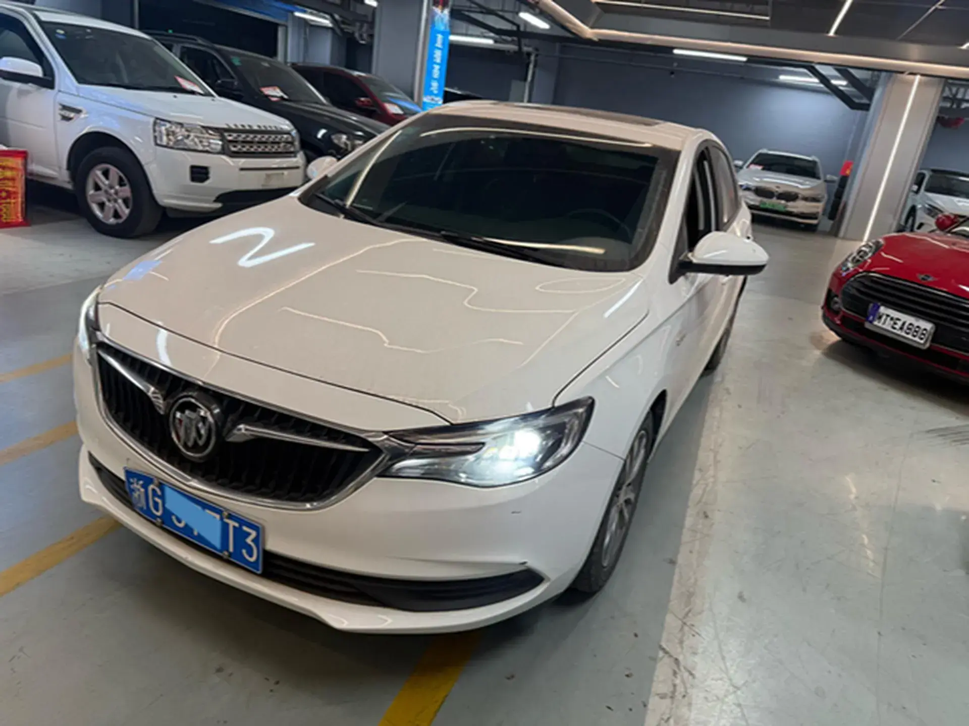 2021 BUICK EXCELLE view 1