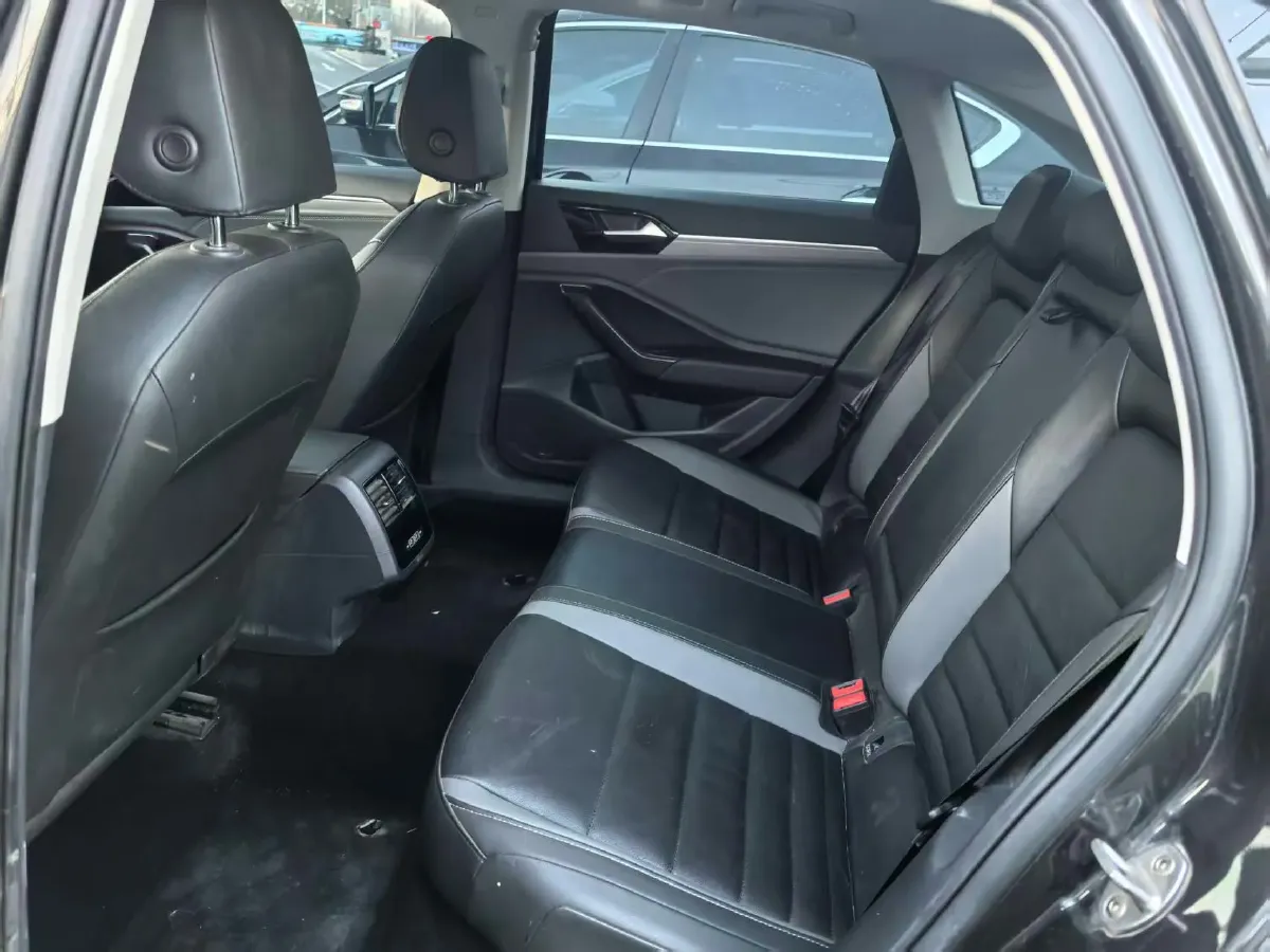 2020 Volkswagen Sagitar 1.2T 116HP L4 7DCT,autocango,china used car exporter,china ev exporter,chinese used car exporter,chinese used ev exporter