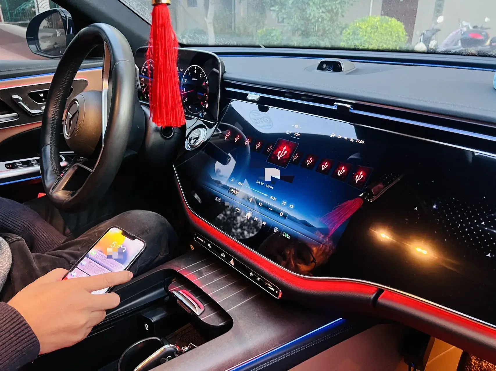 2024 MERCEDES-BENZ E thumbnail 4