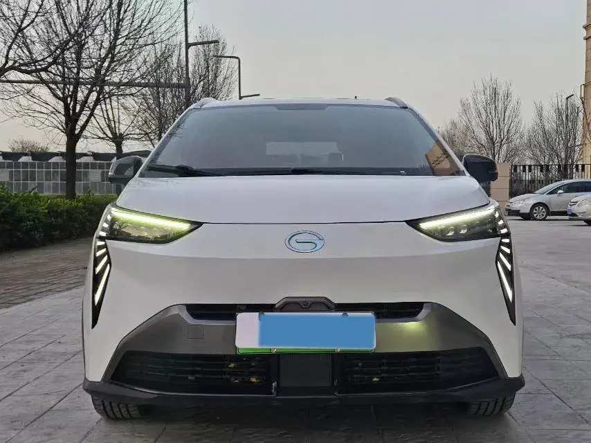 2021 AION Y thumbnail 2