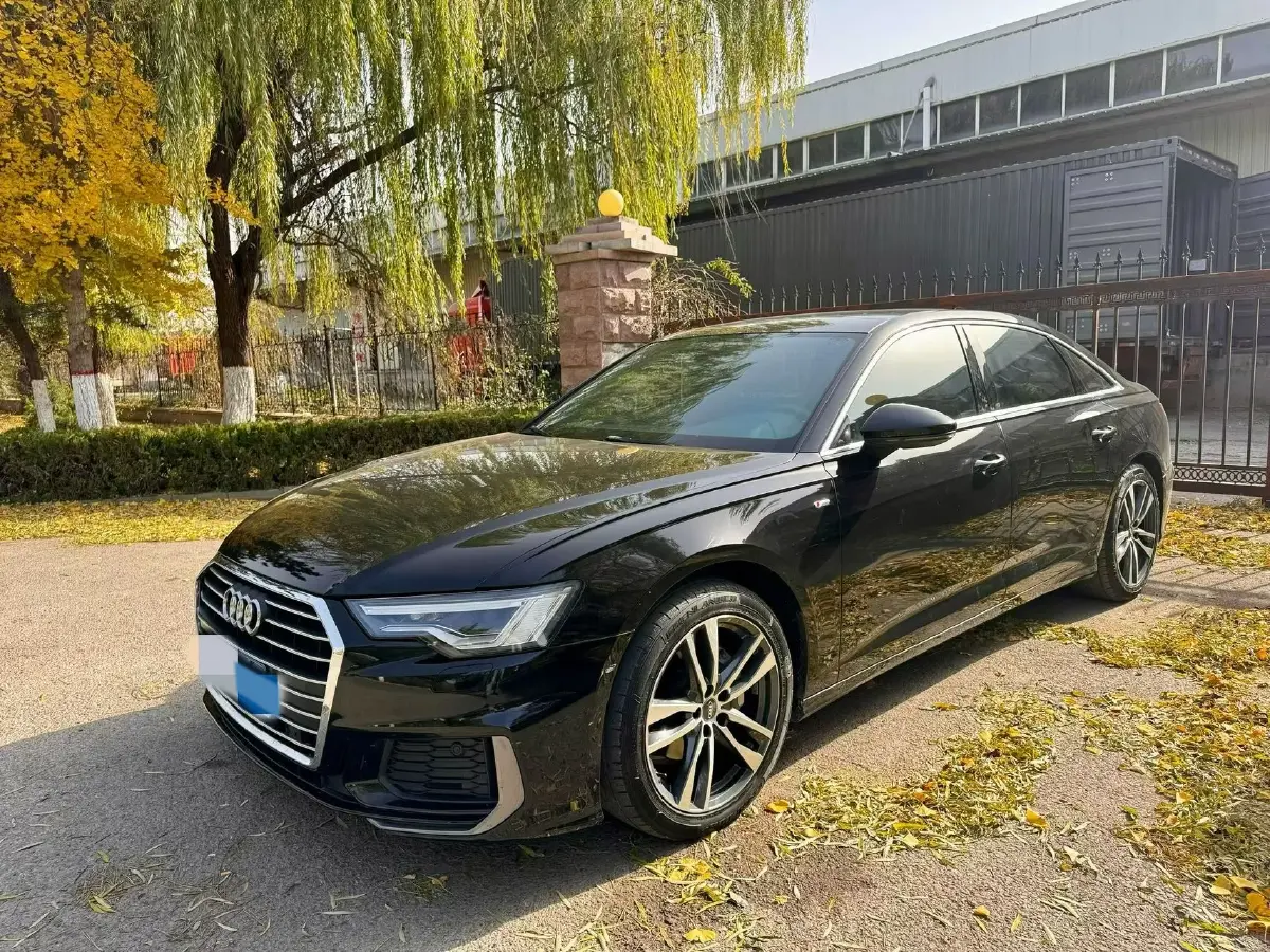 2020 Audi A6L 2.0T 190HP L4 7DCT