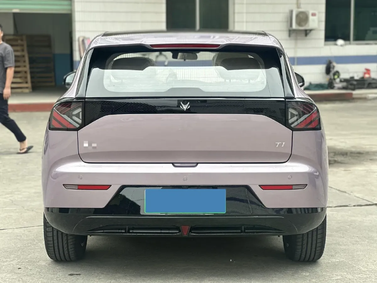 2025 ARCFOX T1 BEV,autocango,china used car exporter,china ev exporter,chinese used car exporter,chinese used ev exporter