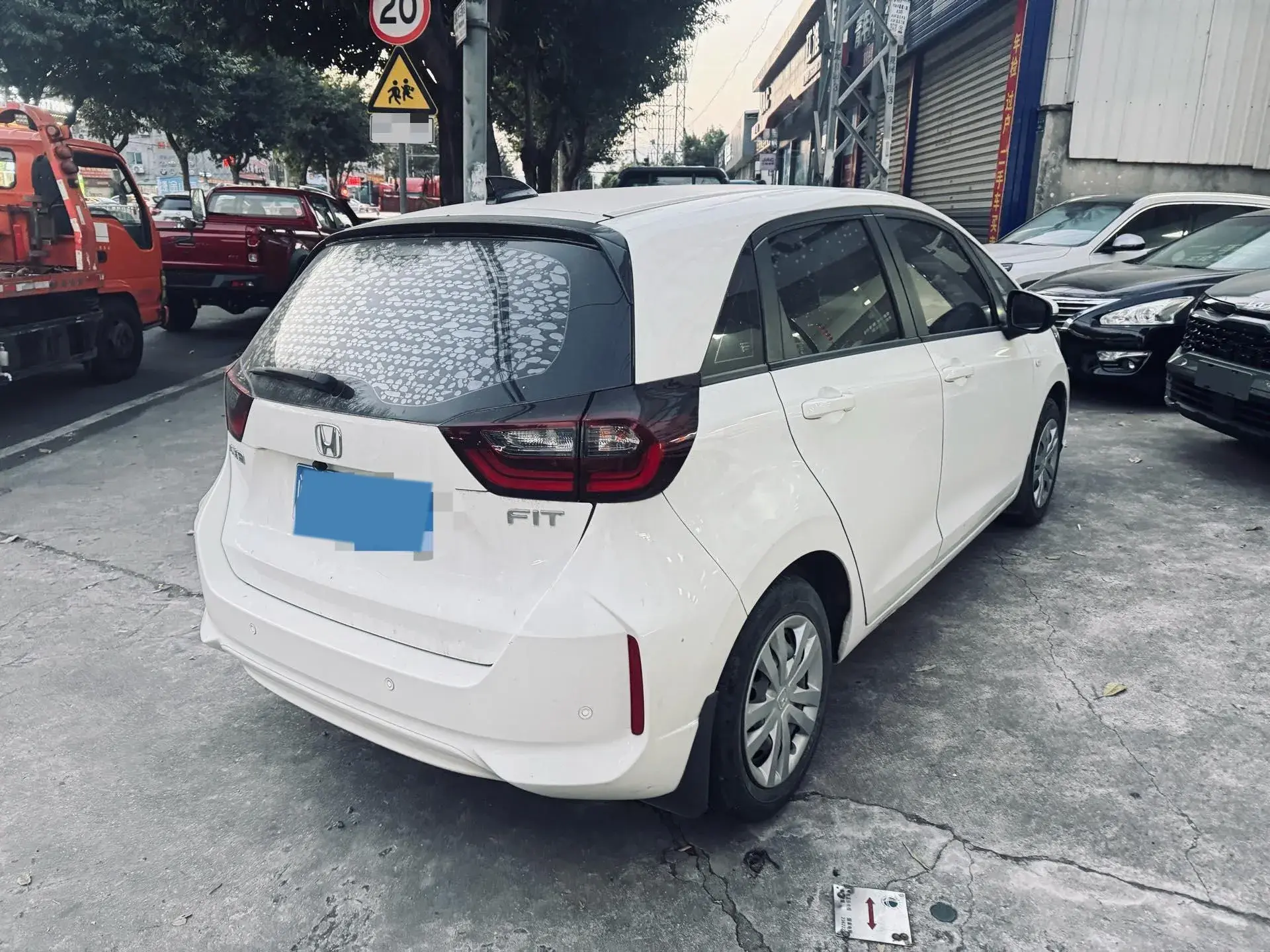 2023 HONDA FIT thumbnail 3