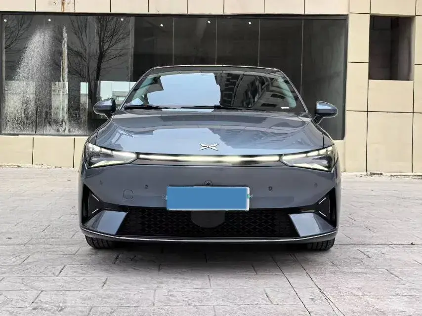 2022 XPENG P5 thumbnail 2