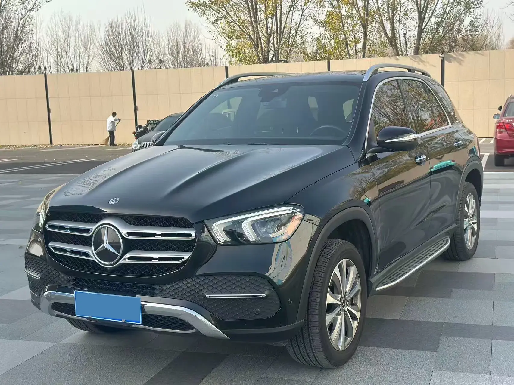 2020 MERCEDES-BENZ GLE view 1