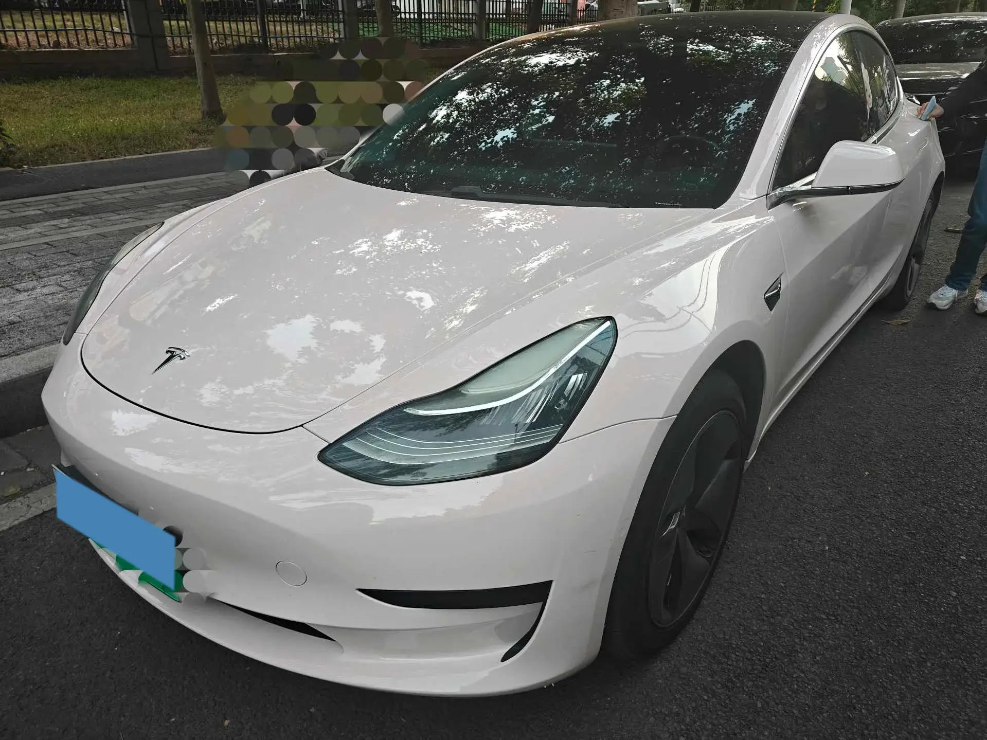 2019 TESLA MODEL view 1