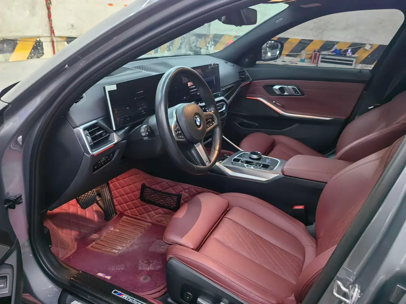 2023 BMW 3 thumbnail 2