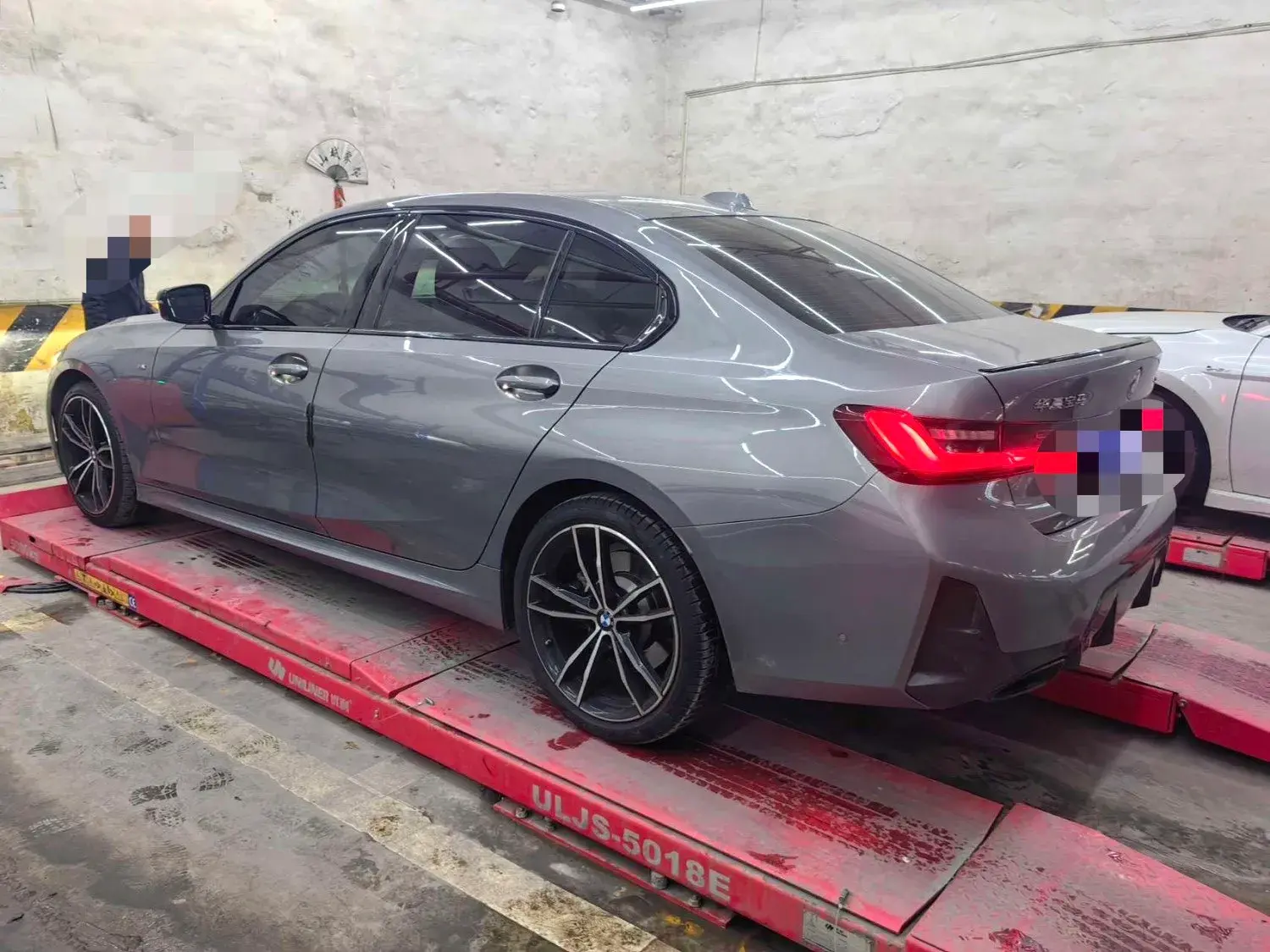 2023 BMW 3 thumbnail 3