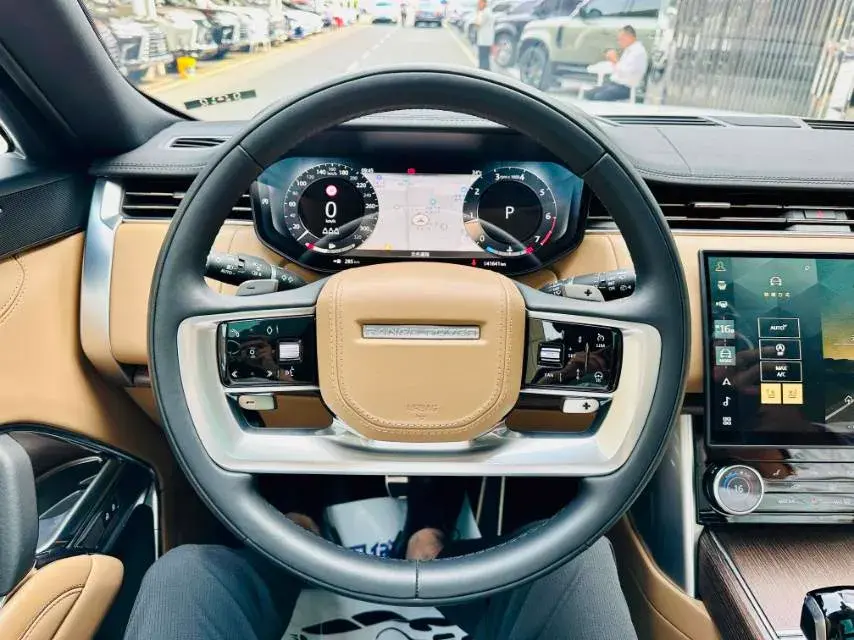 2024 LAND ROVER thumbnail 2