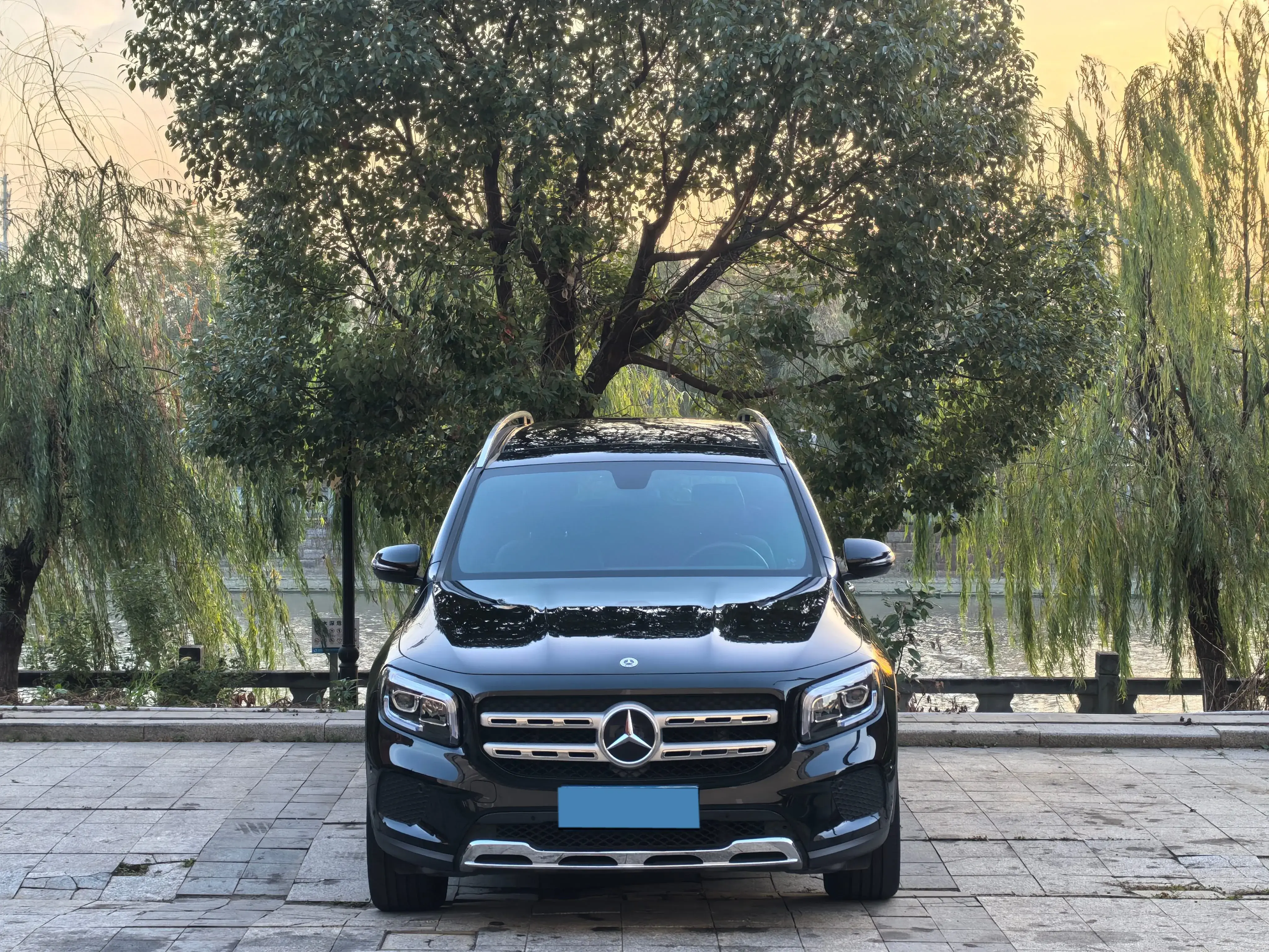 2021 MERCEDES-BENZ GLB thumbnail 2