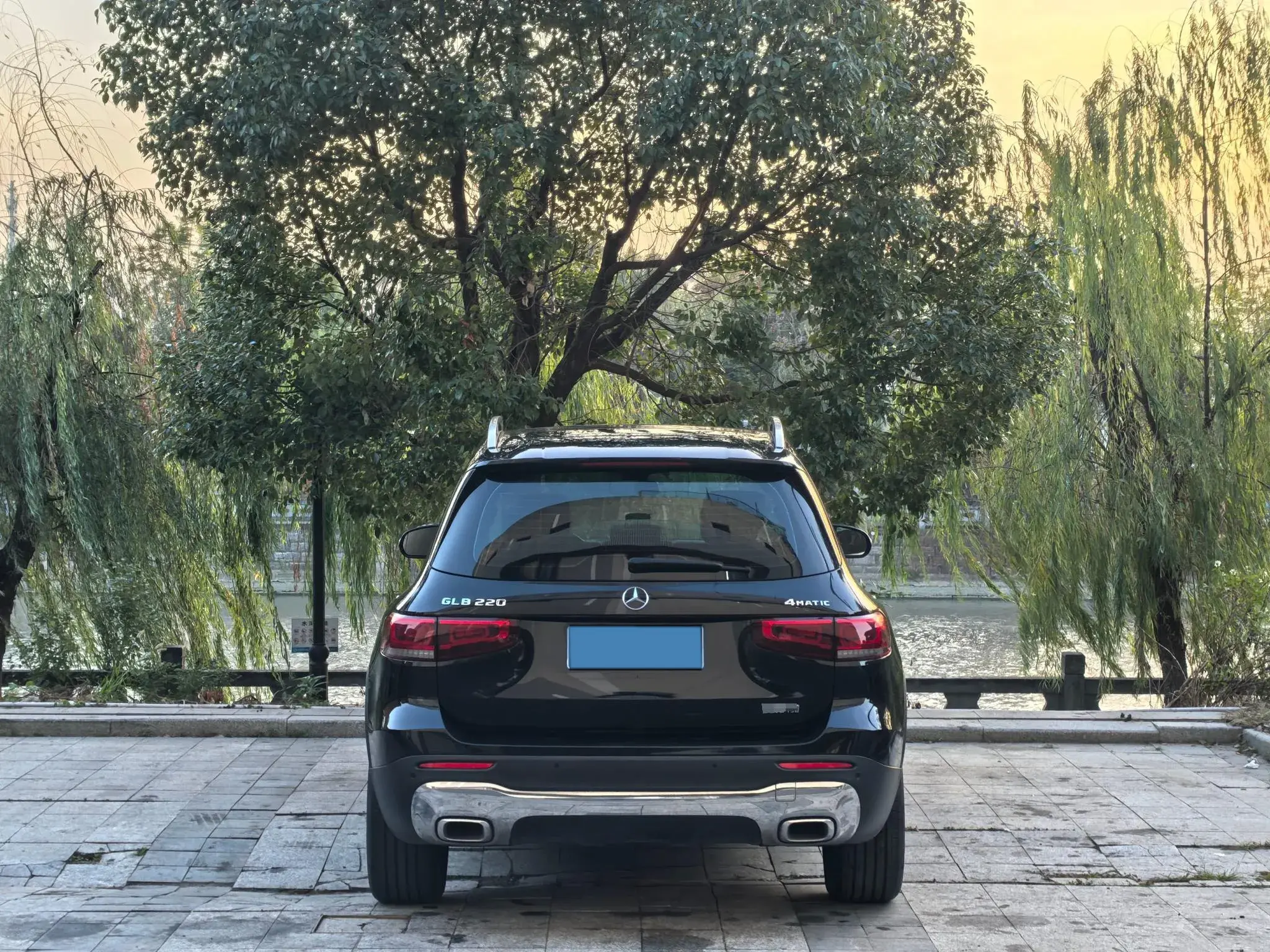 2021 MERCEDES-BENZ GLB thumbnail 3