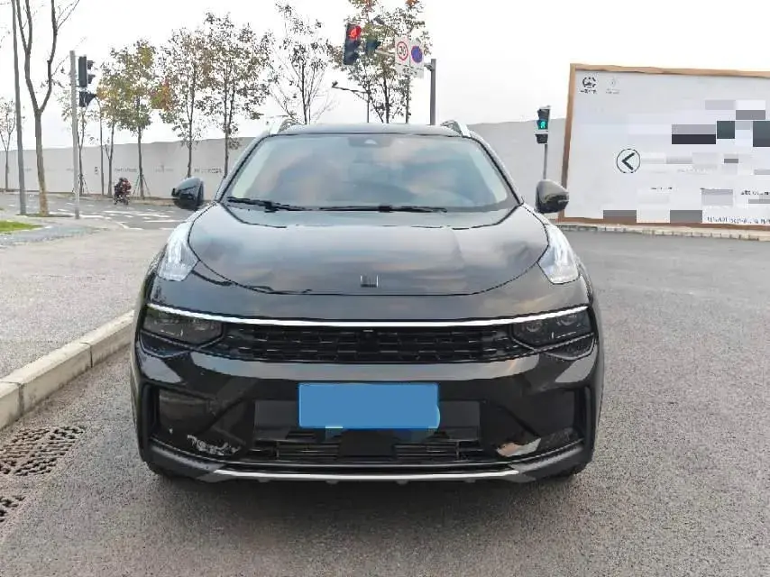 2021 LYNK&CO 01 thumbnail 2