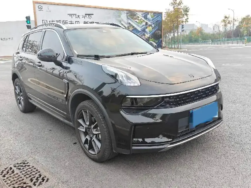 2021 LYNK&CO 01 thumbnail 3