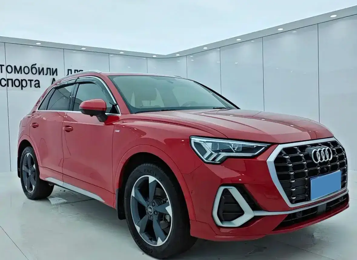 2021 AUDI Q3 thumbnail 3