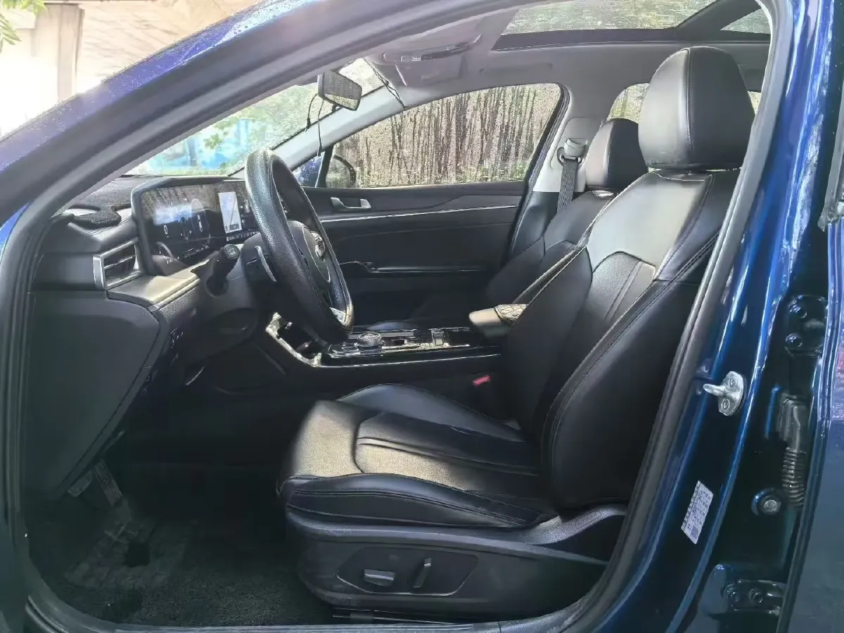 2020 Kia K5 1.5T 170HP L4 7DCT,autocango,china used car exporter,china ev exporter,chinese used car exporter,chinese used ev exporter