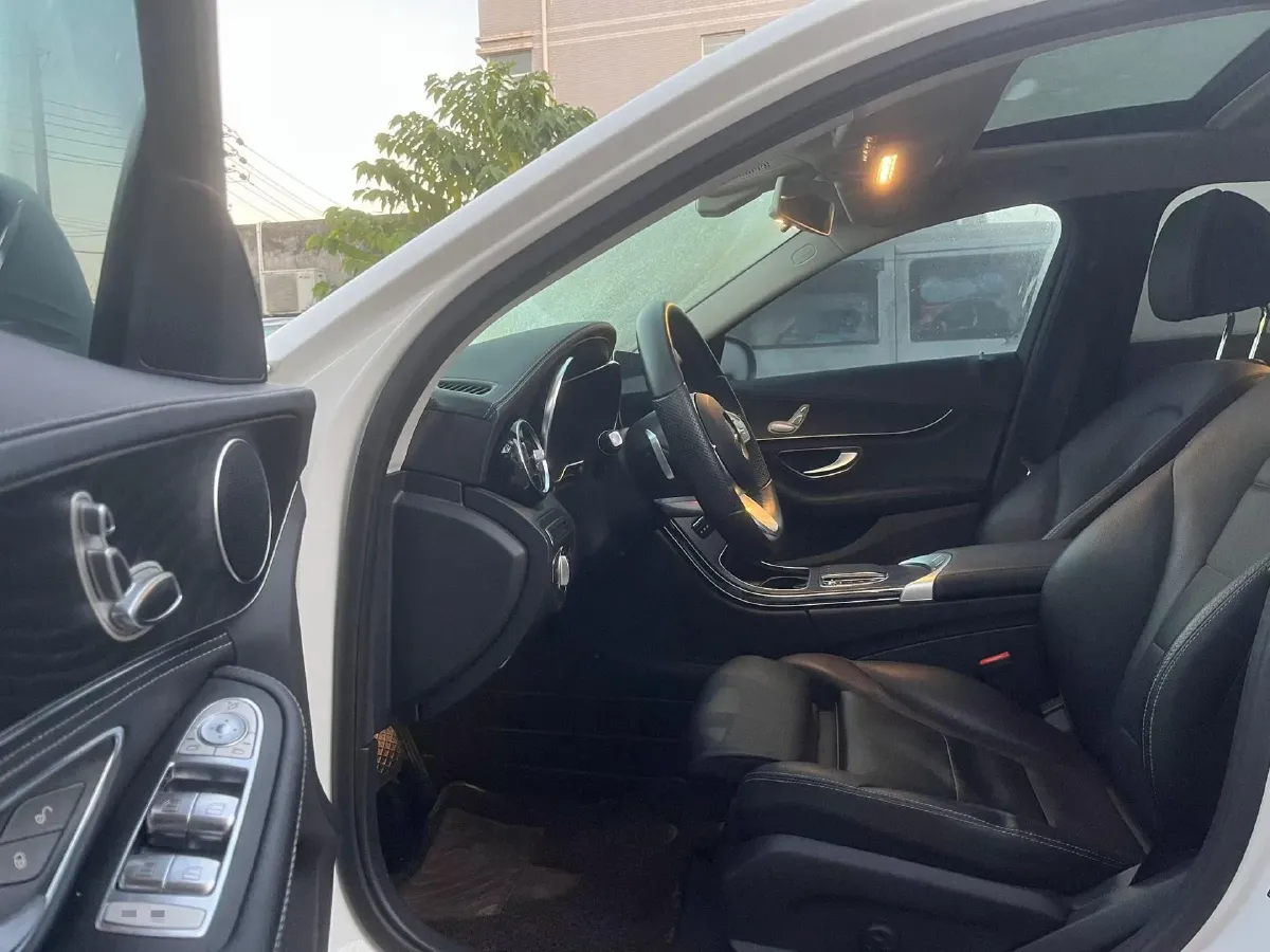 2020 Mercedes-Benz C Class 1.5T 156HP L4 9AT,autocango,china used car exporter,china ev exporter,chinese used car exporter,chinese used ev exporter