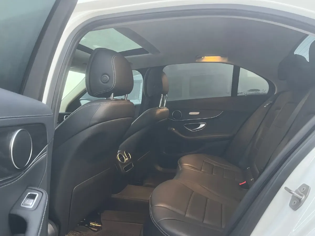 2020 Mercedes-Benz C Class 1.5T 156HP L4 9AT,autocango,china used car exporter,china ev exporter,chinese used car exporter,chinese used ev exporter