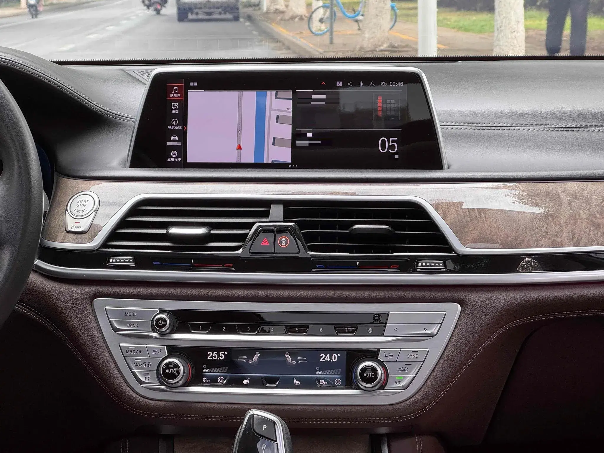 2019 BMW 7 thumbnail 4