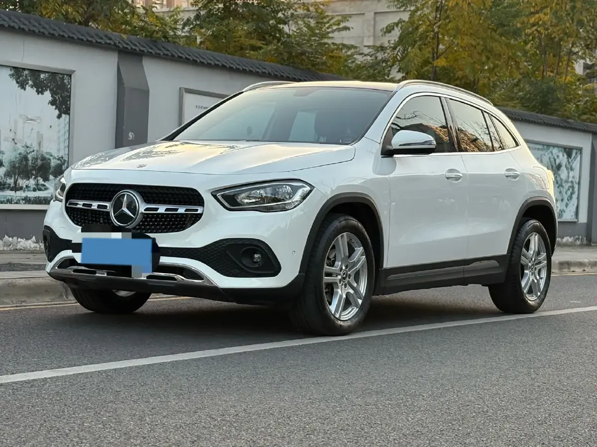 2022 Mercedes-Benz GLA Class 1.3T 136HP L4 7DCT