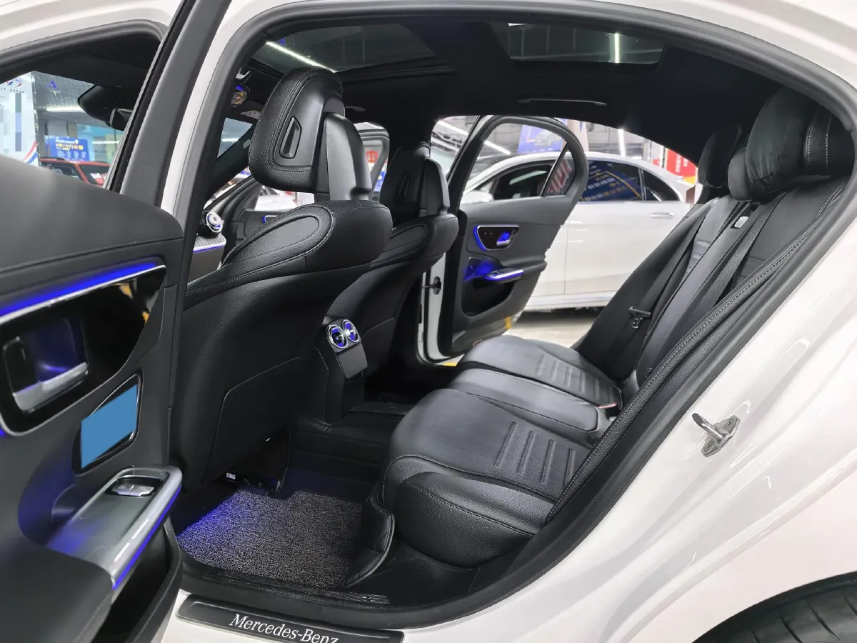 2022 Mercedes-Benz C Class 1.5T 204HP L4 9AT,autocango,china used car exporter,china ev exporter,chinese used car exporter,chinese used ev exporter