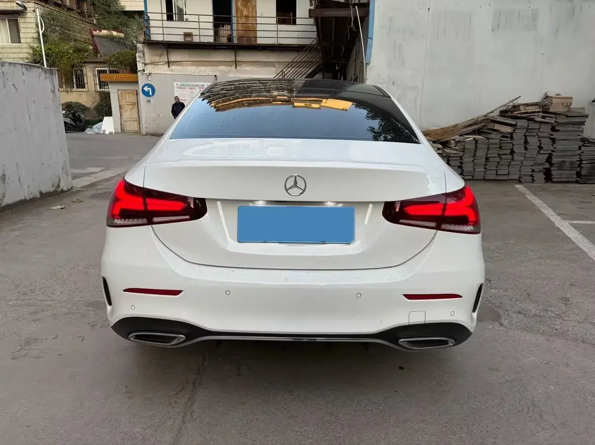 2021 MERCEDES-BENZ A thumbnail 4