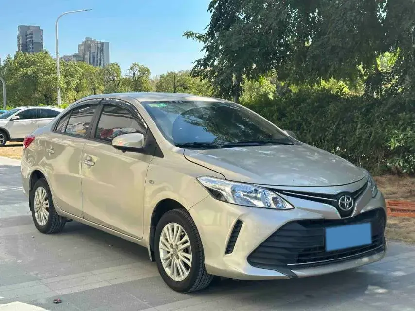 2017 TOYOTA VIOS thumbnail 3