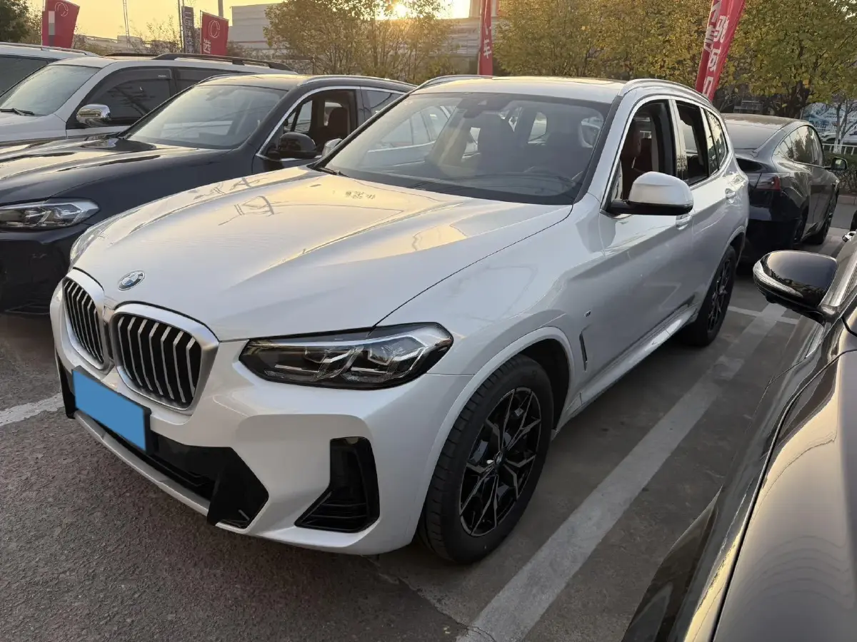 2022 BMW X3 2.0T 184HP L4 8AT