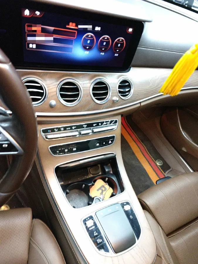 2022 Mercedes-Benz E Class 2.0T 211HP L4 9AT PHEV 25.4KWH,autocango,china used car exporter,china ev exporter,chinese used car exporter,chinese used ev exporter