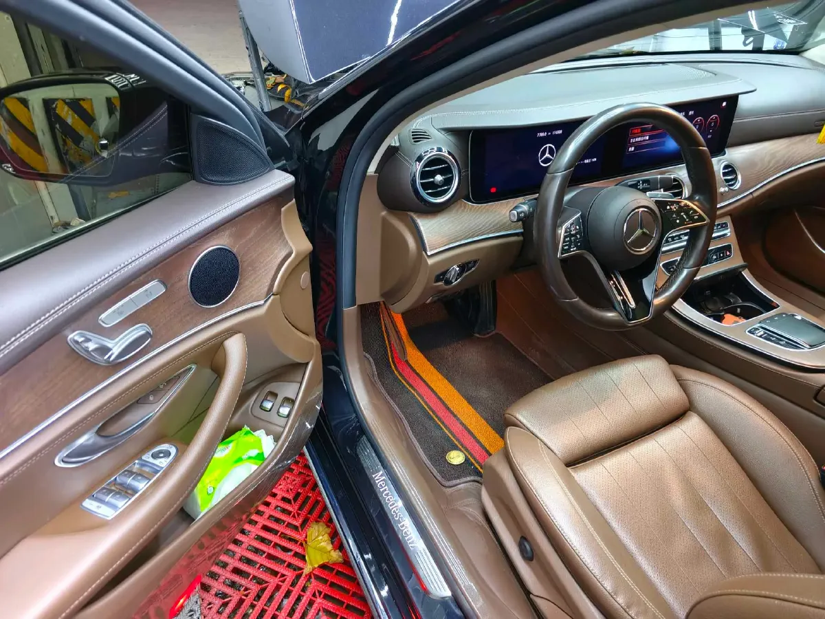 2022 Mercedes-Benz E Class 2.0T 211HP L4 9AT PHEV 25.4KWH,autocango,china used car exporter,china ev exporter,chinese used car exporter,chinese used ev exporter