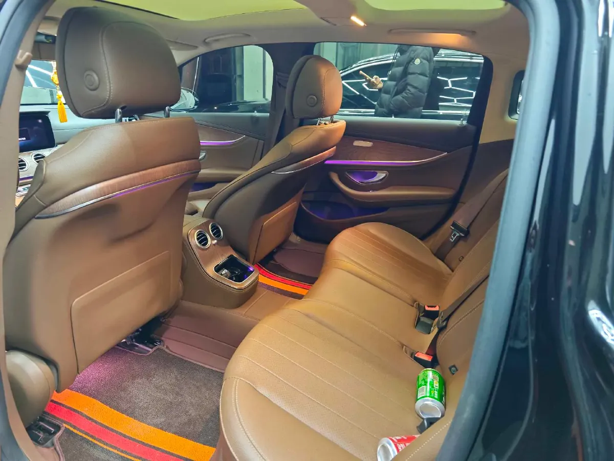 2022 Mercedes-Benz E Class 2.0T 211HP L4 9AT PHEV 25.4KWH,autocango,china used car exporter,china ev exporter,chinese used car exporter,chinese used ev exporter