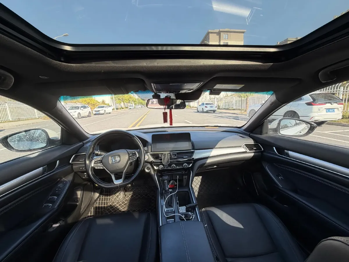 2022 Honda Inspire 1.5T 194HP L4 CVT,autocango,china used car exporter,china ev exporter,chinese used car exporter,chinese used ev exporter