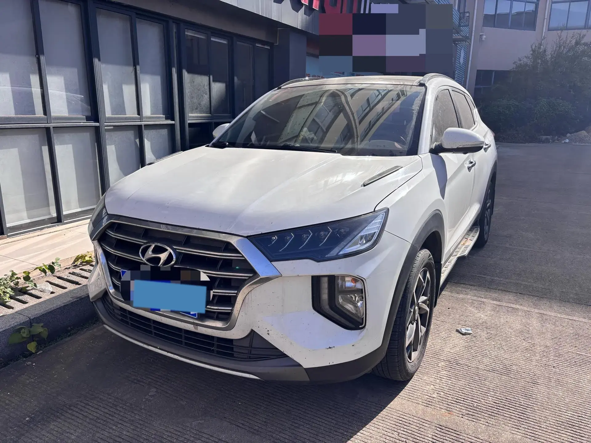 2019 HYUNDAI TUCSON view 1