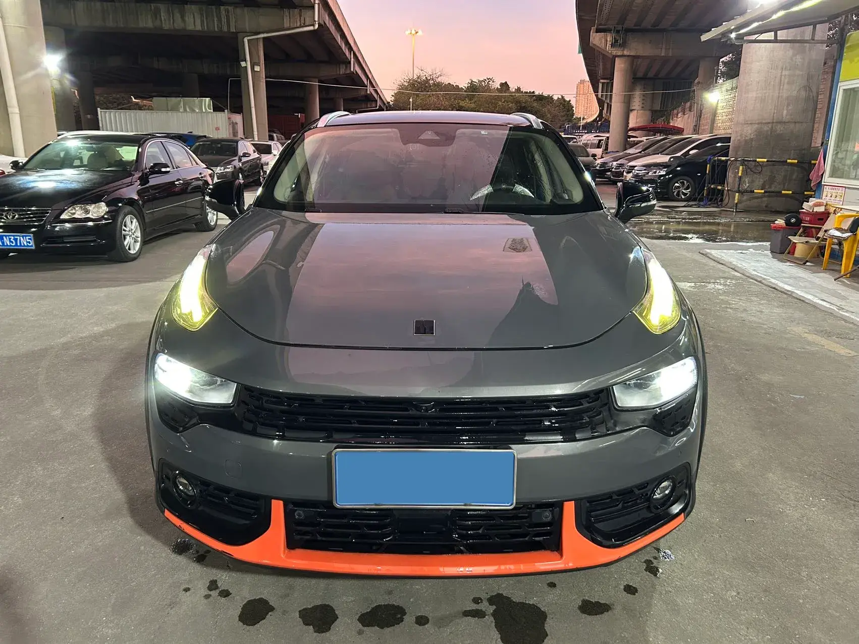 2018 LYNK&CO 02 thumbnail 2