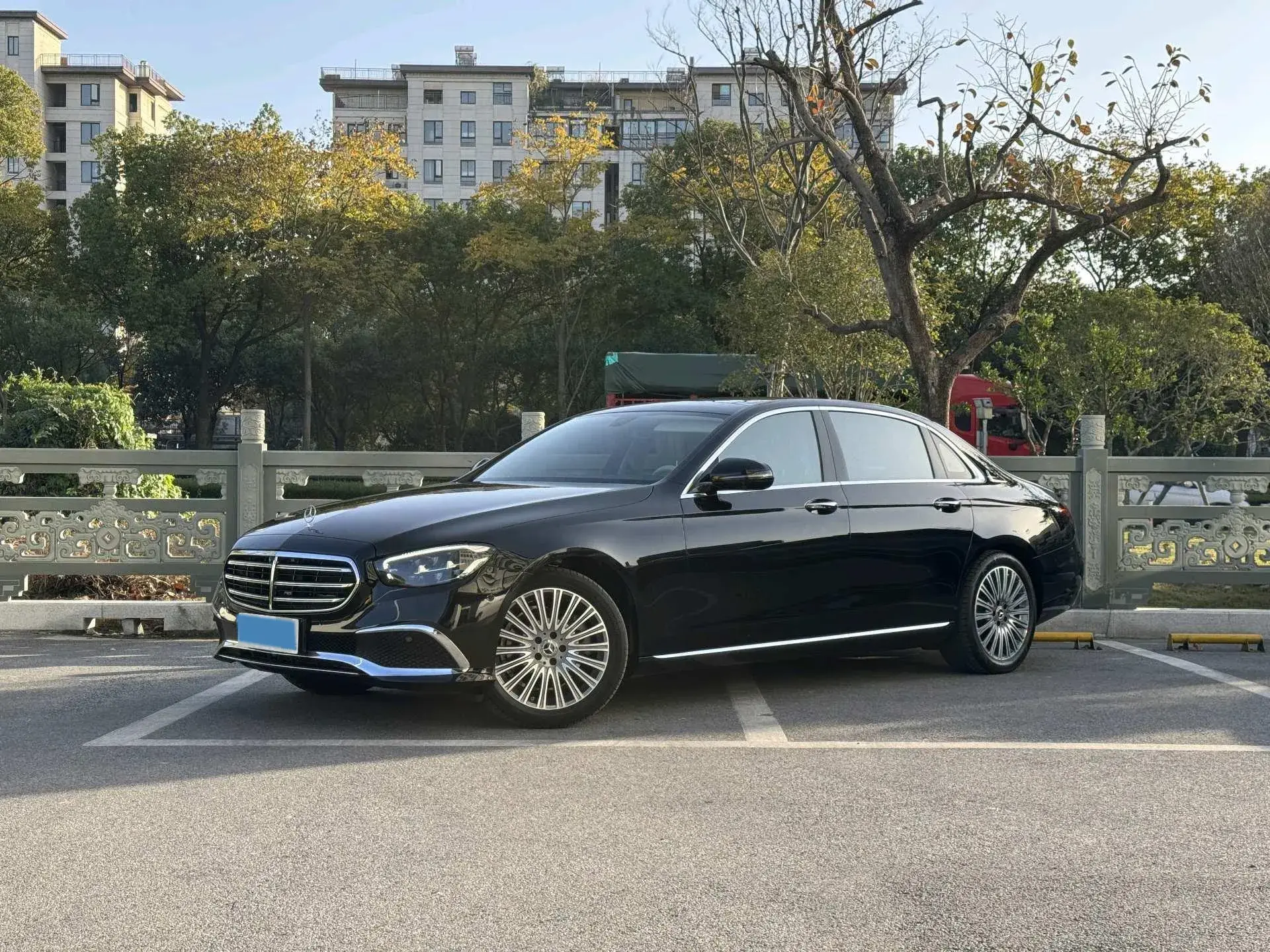 2021 MERCEDES-BENZ E view 1